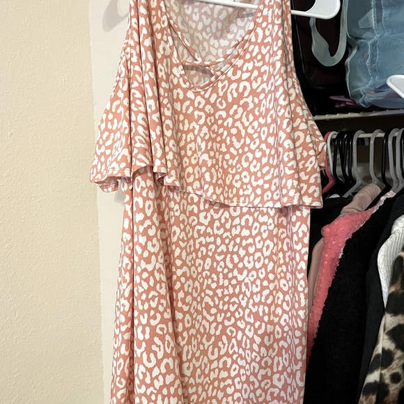 Chic soul leopard top - Picture 2 of 2